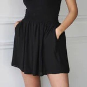 Emmy Deveaux Chiffon Miniskirt Size L